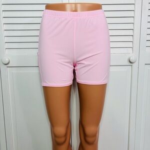 LILLY PULITZER Luxletic Meryl Light Pink Bike Shorts Size Medium